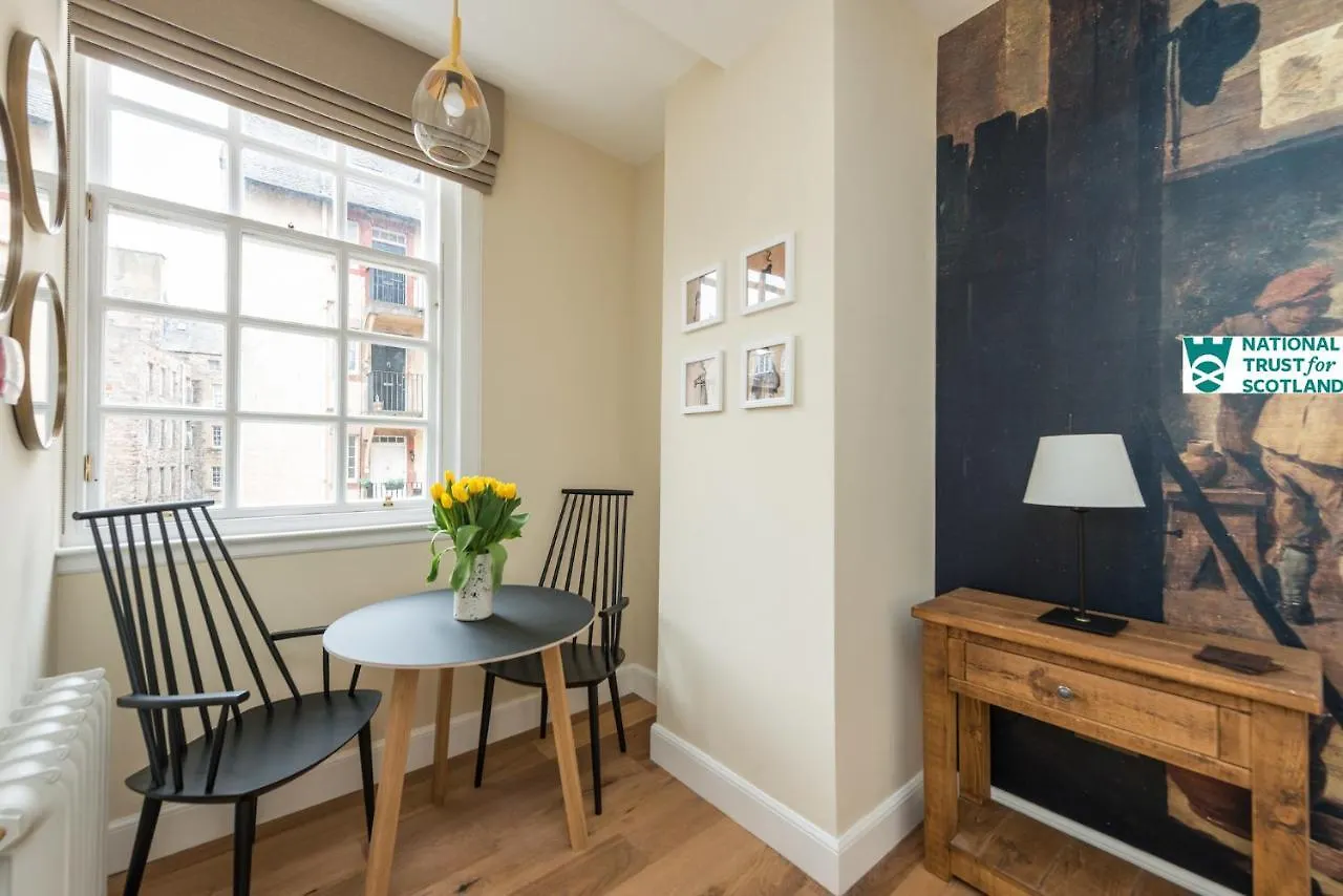 Johnstone Apartment By The National Trust Scotland Edinburg